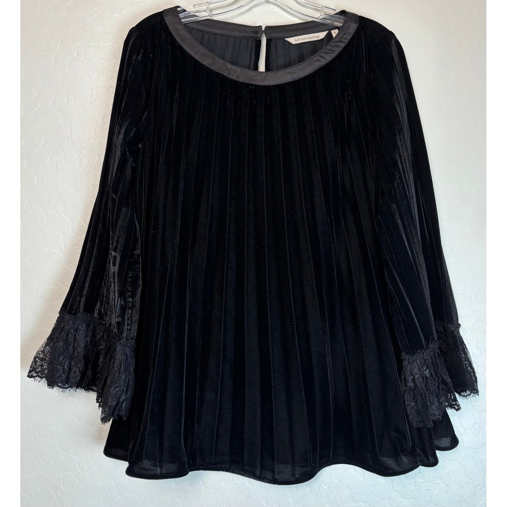 NEW Soft Surroundings Black Pleated Velvet Lace Cuff Blouse Top Medium 2203
